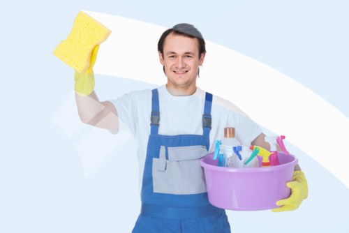 Residential and commercial oven cleaning service across E5