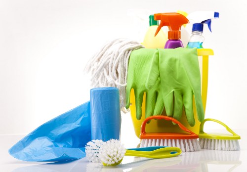 Organised house clearance process in an E5 home