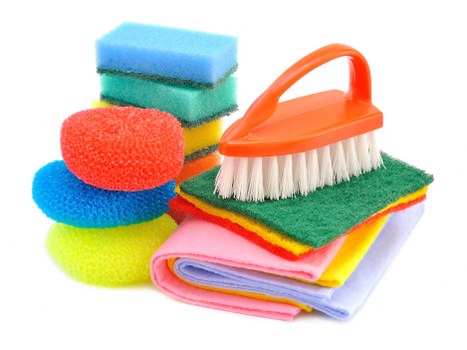 Kitchen and bathroom one-off cleaning in E5